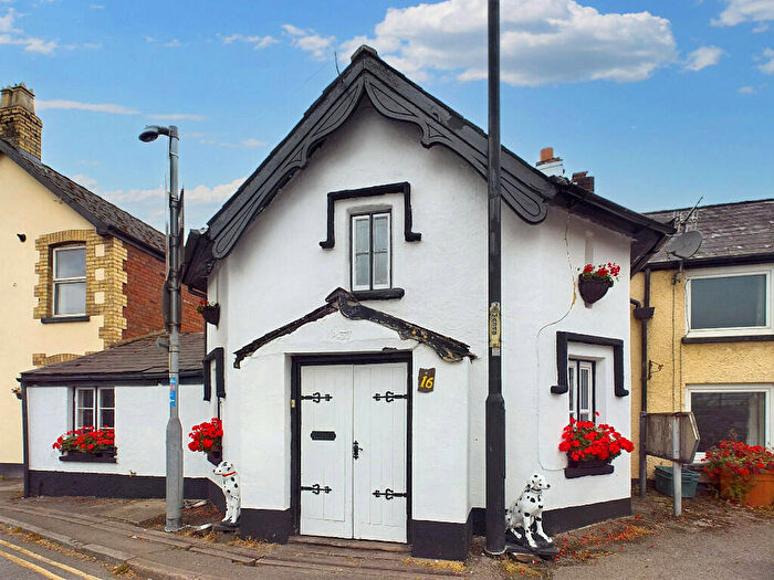 3 Bedroom Character Property For Sale In Woodside, Usk, Monmouthshire, NP15