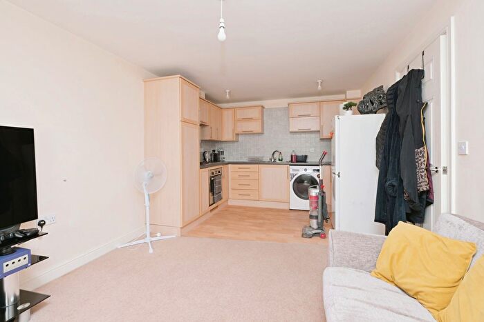 1 Bedroom Flat For Sale In Braunston Close, Northampton, Northamptonshire, NN4