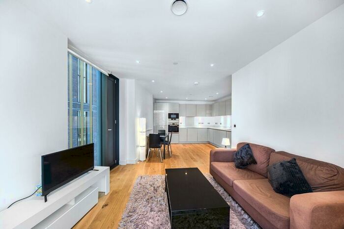 2 Bedroom Apartment To Rent In Station Road London, SE13