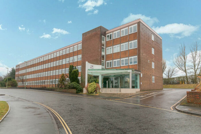 1 Bedroom Apartment To Rent In Wella House, RG22