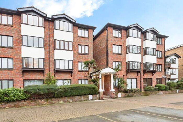 1 Bedroom Flat To Rent In Widmore Road Bromley, BR1