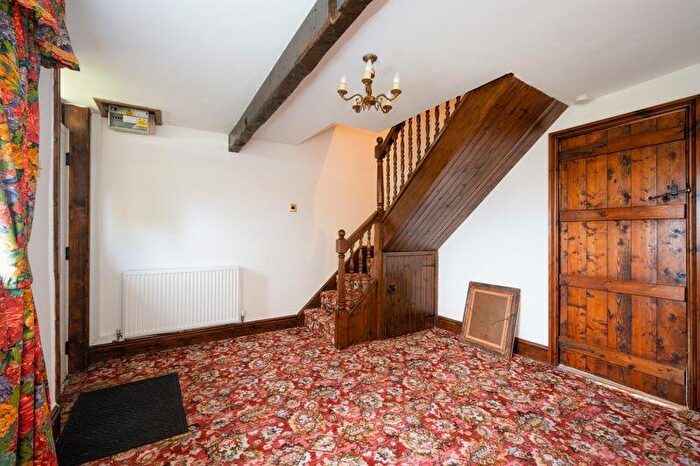 4 Bedroom Semi-Detached House To Rent In Liverpool Road, Bickerstaffe, L39