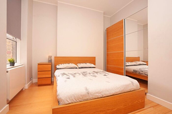 Studio To Rent In Kingsgate Place, London, NW6