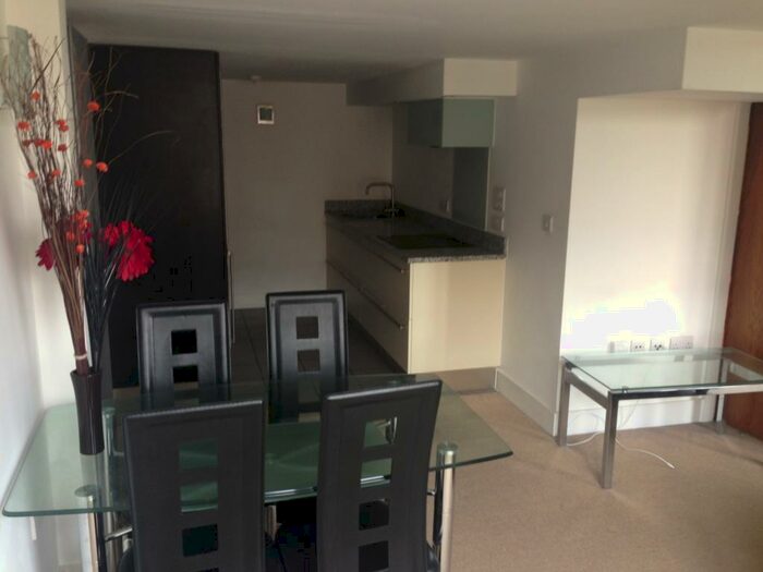 2 Bedroom Apartment To Rent In Cadogan Road, Woolwich, London, SE18