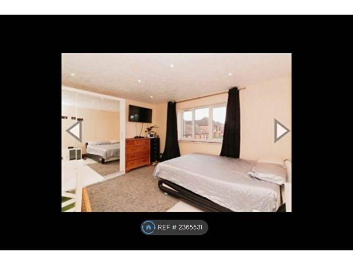 1 Bedroom Flat To Rent In Evelyn Denington Road, London, E6