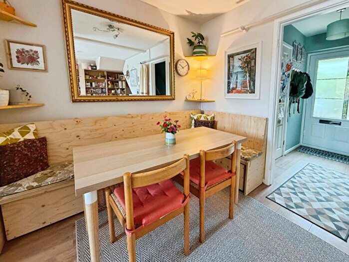3 Bedroom Mews For Sale In Roan Mews, Macclesfield, SK11