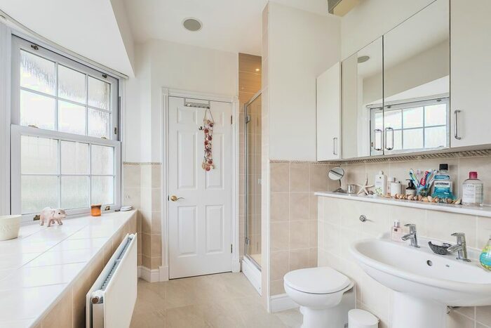 1 Bedroom Flat To Rent In Chapman Square, London, SW19