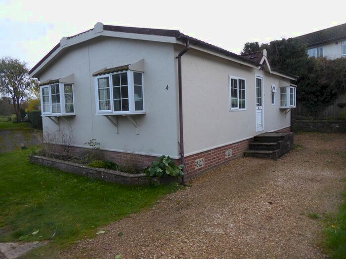 2 Bedroom Park Home For Sale In Stonehenge Park, Orcheston, Salisbury, Wiltshire, SP3