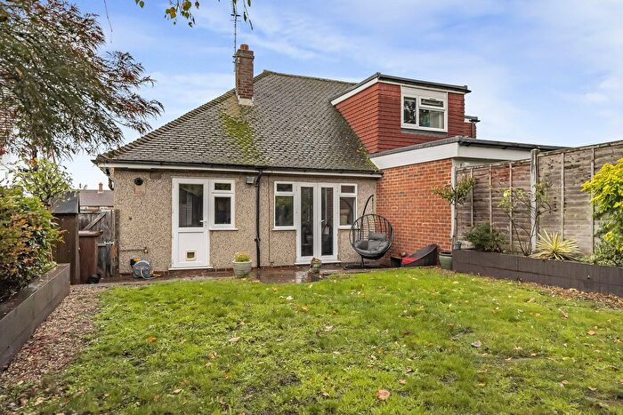 2 Bedroom Semi Detached Bungalow For Sale In May Road, Dartford, DA2
