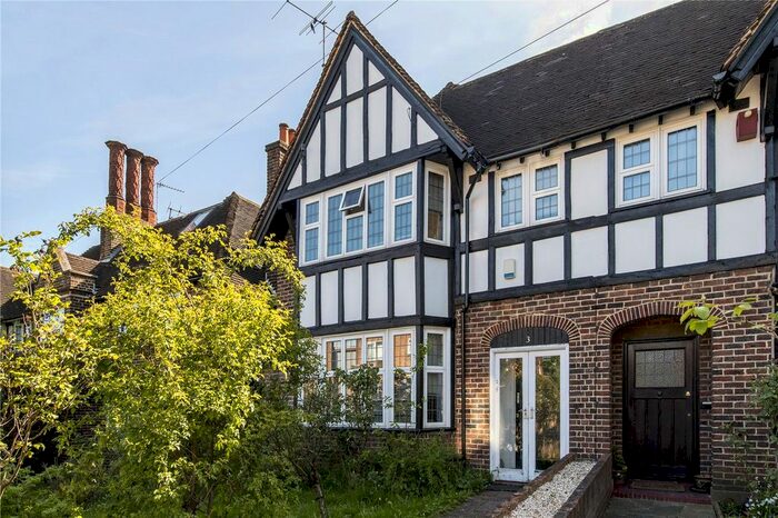 4 Bedroom Semi-Detached House To Rent In Woodfield Avenue, London, SW16