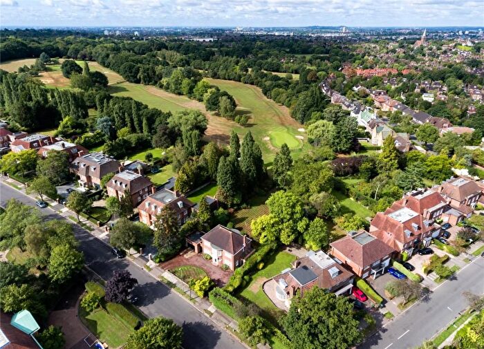 6 Bedroom Detached House For Sale In Winnington Road, Hampstead Garden Suburb, N2