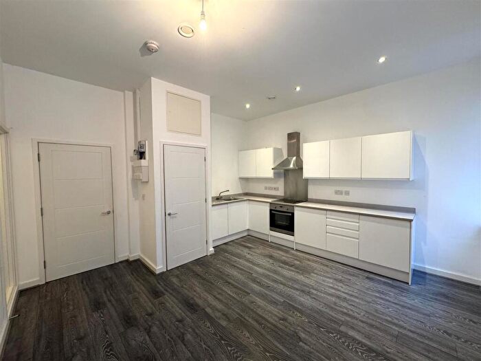 1 Bedroom Apartment To Rent In Vicarage Farm Road, Peterborough, PE1