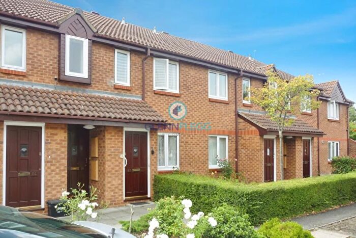 1 Bedroom Flat To Rent In Churchfield Mews, Wexham, Slough, SL2