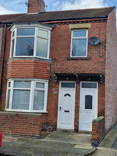 3 Bedroom Flat To Rent In Emlyn Road South Shields, NE34