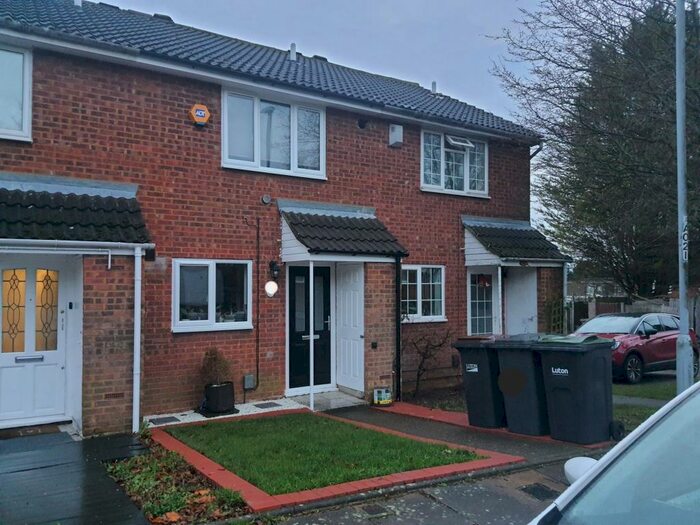 2 Bedroom House To Rent In Brussels Way, Luton, LU3