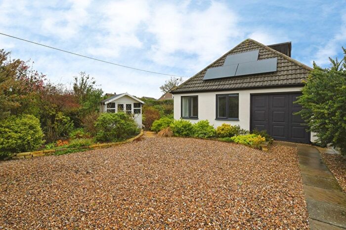 4 Bedroom Detached Bungalow For Sale In Sleaford Road, Cranwell Village, Sleaford, NG34