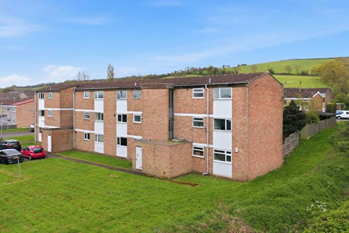 1 Bedroom Flat For Sale In Willmott Close, Bristol, BS14