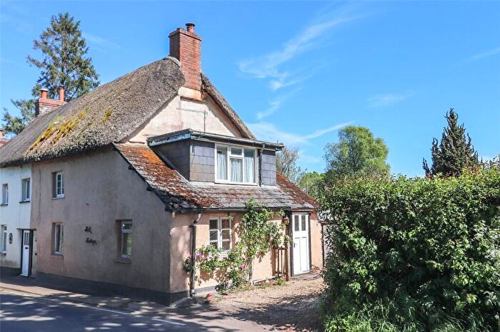 2 Bedroom Cottage For Sale In Jacobstowe, Okehampton, EX20