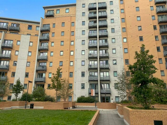 2 Bedroom Flat To Rent In Flat, Aspect Elmwood Lane, Leeds, LS2