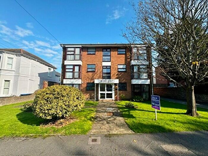 1 Bedroom Flat To Rent In Victoria Road, Worthing, BN11