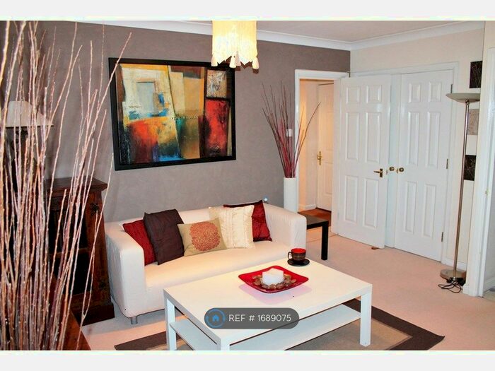 1 Bedroom Flat To Rent In Drake Hall, London, E16