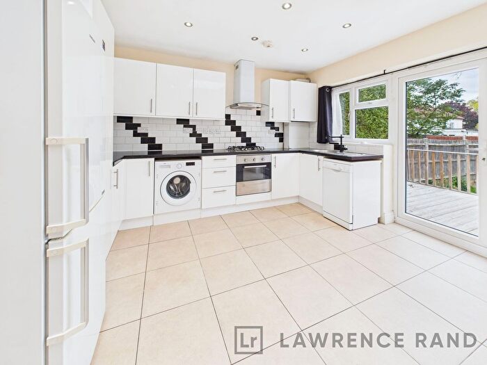2 Bedroom Terraced House To Rent In Eastcote Lane, Harrow, HA2