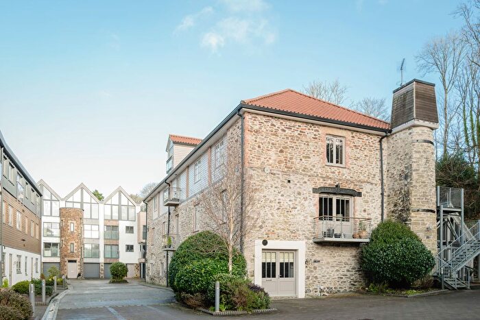 3 Bedroom Property To Rent In Perran Foundry, Truro, TR3