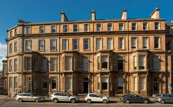 3 Bedroom Flat To Rent In Drumsheugh Gardens, Edinburgh, EH3
