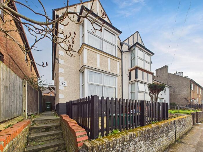 2 Bedroom Semi-Detached House For Sale In Lower Road, Orpington, Kent, BR5