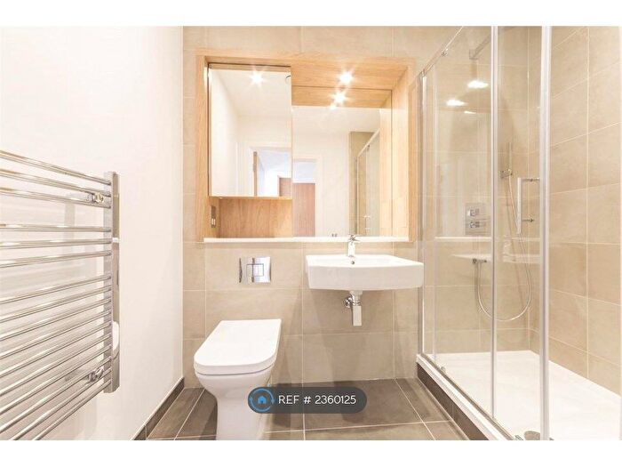 2 Bedroom Flat To Rent In Aurora Point, London, SE16