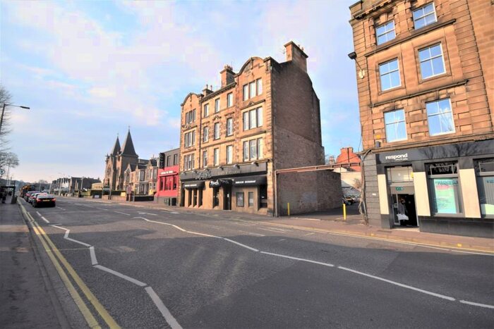 2 Bedroom Flat To Rent In / York Place, Perth, Perthshire, PH2