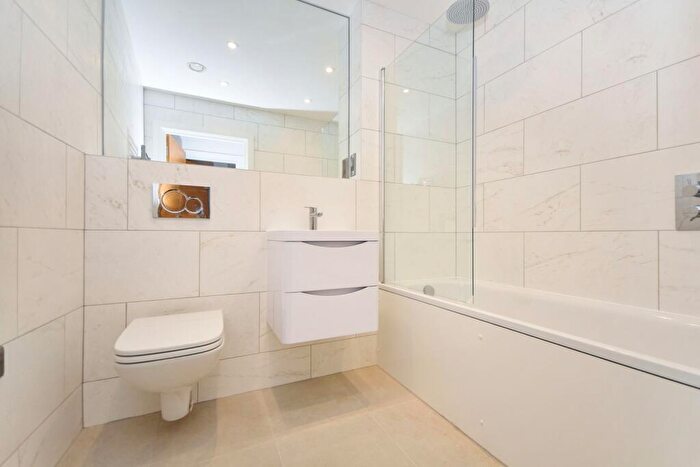 1 Bedroom Flat To Rent In High Street Beckenham, BR3