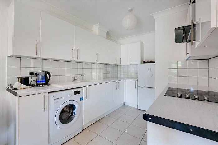 1 Bedroom Flat To Rent In Maltings Place, London, SW6