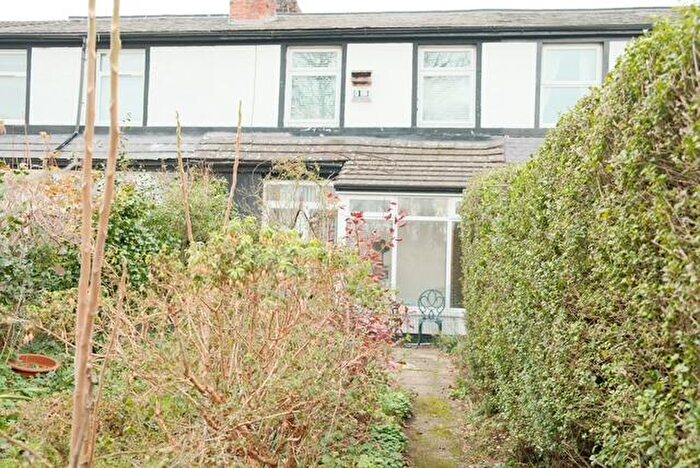 3 Bedroom Cottage For Sale In Grosvenor Road, CH47