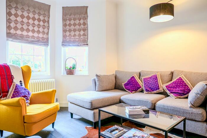 1 Bedroom Flat To Rent In Perryn House, Bromyard Avenue, London, W3