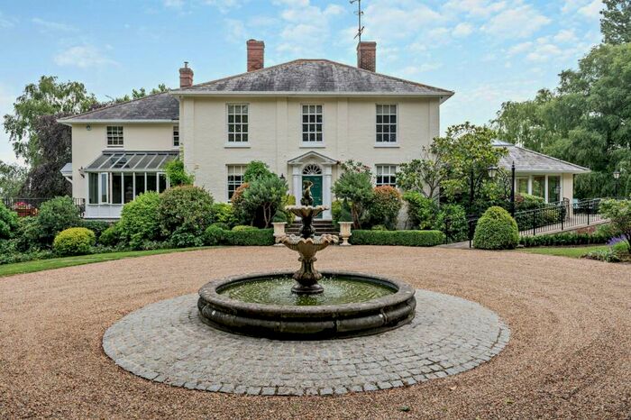 6 Bedroom Detached House For Sale In Parsonage Downs, Dunmow, Essex, CM6