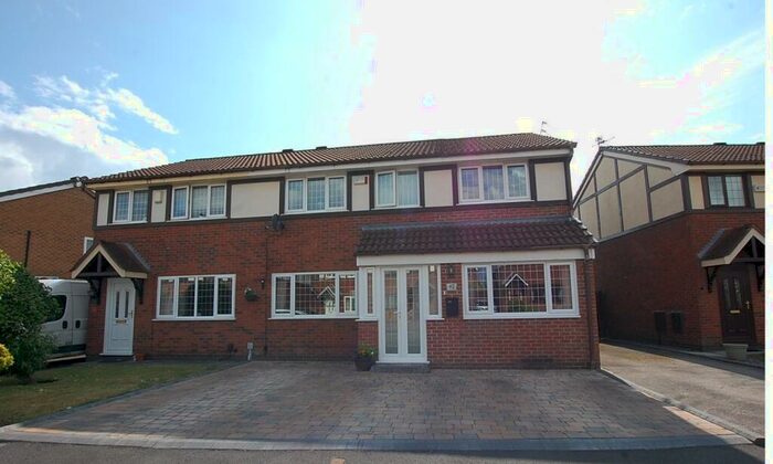 5 Bedroom Semi-Detached House To Rent In Camberwell Drive, Ashton-under-Lyne, Greater Manchester, OL7