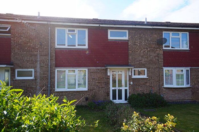 3 Bedroom Terraced House For Sale In High Wycombe, HP12
