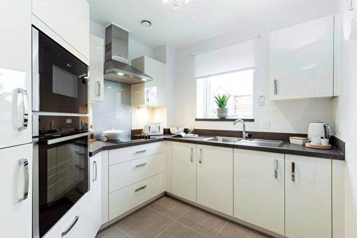 1 Bedroom Retirement Property To Rent In Heene Road, Worthing, West Sussex, BN11