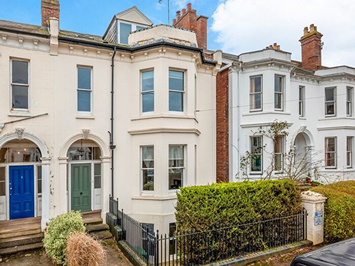 4 Bedroom End Terrace House For Sale In Church Hill, Leamington Spa, Warwickshire, CV32