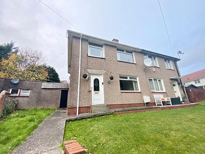 3 Bedroom Semi Detached House For Sale In Heol Y Vagwr, Clydach, Swansea, City And County Of Swansea., SA6