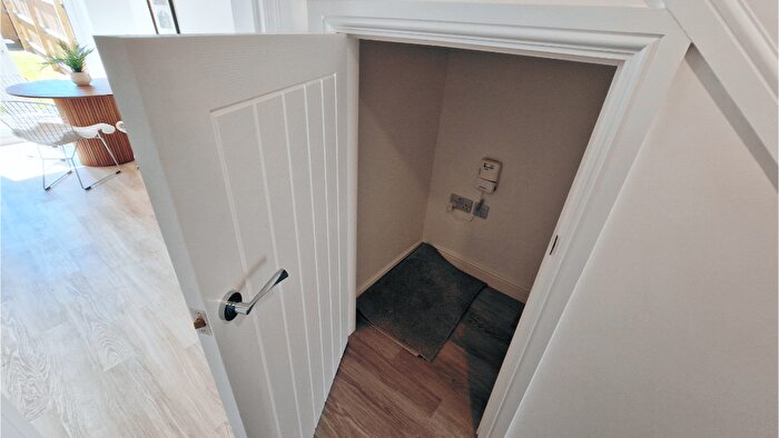 4 Bedroom Detached House For Sale In Off Moor Road, Bestwood Village Nottingham, NG6