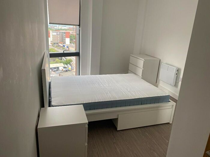 3 Bedroom Apartment To Rent In Oldfield Road, Manchester, Greater Manchester, M5