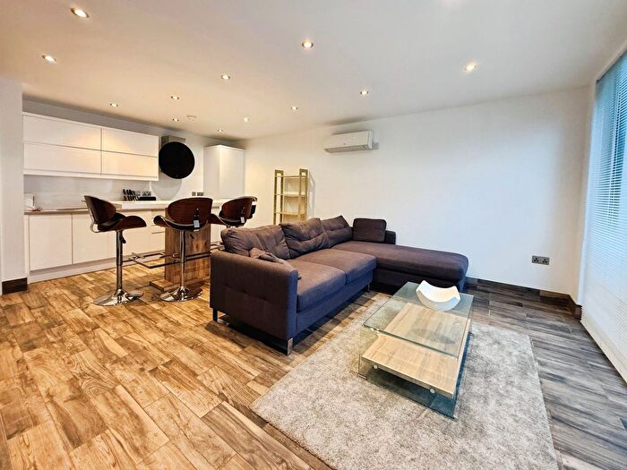 2 Bedroom Flat To Rent In A New Briggate, Leeds, West Yorkshire, LS1