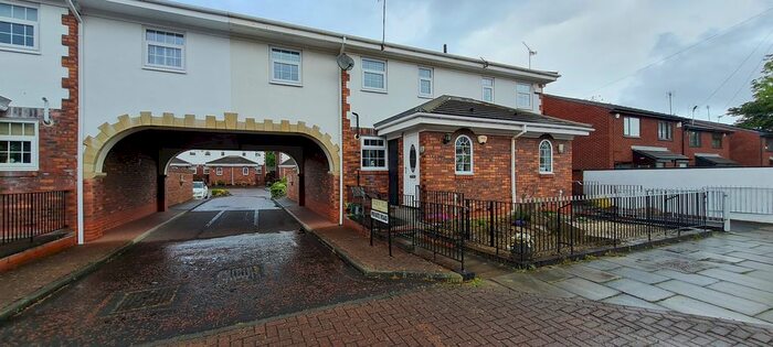 3 Bedroom Semi-Detached House To Rent In Stadium Villas, Wallsend, NE28