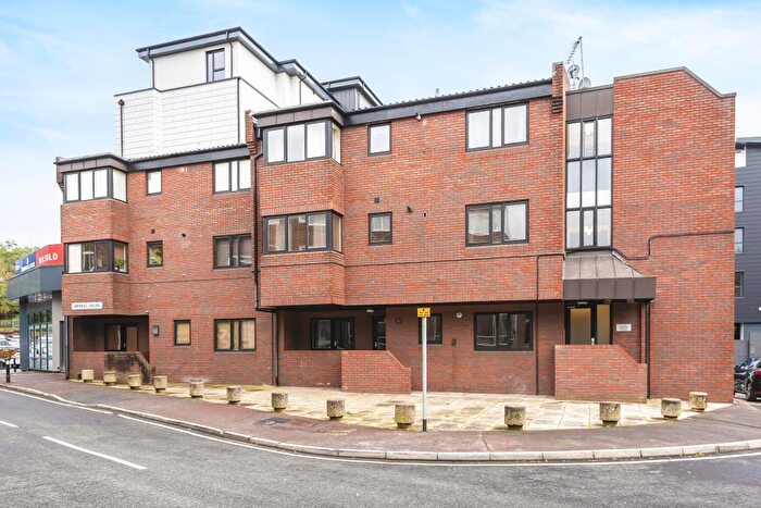 1 Bedroom Apartment To Rent In Virginia Water, Surrey, GU25