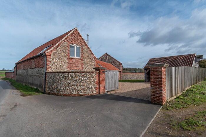 4 Bedroom Barn Conversion For Sale In Green Farm Barns, Hindolveston Road, Melton Constable, NR24