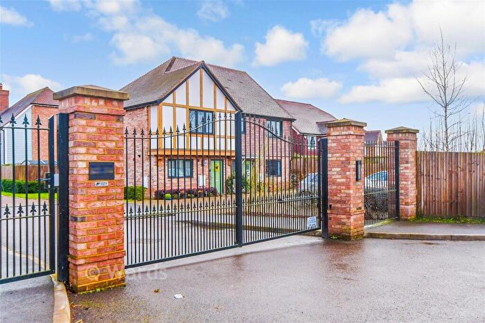 3 Bedroom Semi Detached House For Sale In Sapphire Park, Sutton Valence, Kent, ME17
