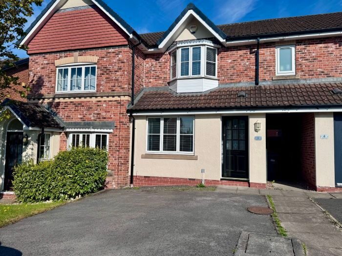 2 Bedroom Mews To Rent In Ashburn Close, Bolton, BL6