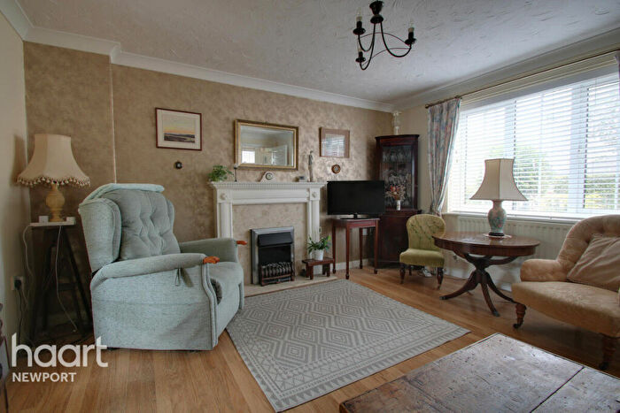 3 Bedroom End Of Terrace House For Sale In Dunraven Drive, Newport, NP10